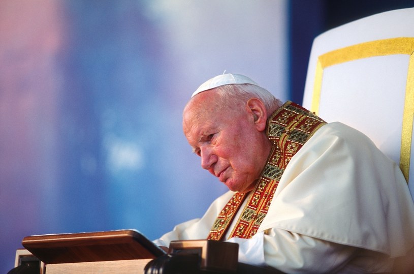 Jan Paweł II pełnił służbę na tronie piotrowym w latach 1978 - 2005. Był to trzeci najdłuższy pontyfikat w historii / Mondadori Portfolio / Contributor /Getty Images