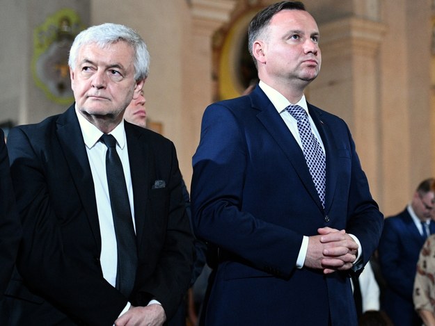 Jan Piekło (po lewej) i prezydent Andrzej Duda (po prawej) /Jacek Turczyk /PAP