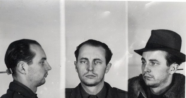 Jan Rodowicz po aresztowaniu przez MBP 24.12.1948 - ostatnie zdjęcie, domena publiczna /