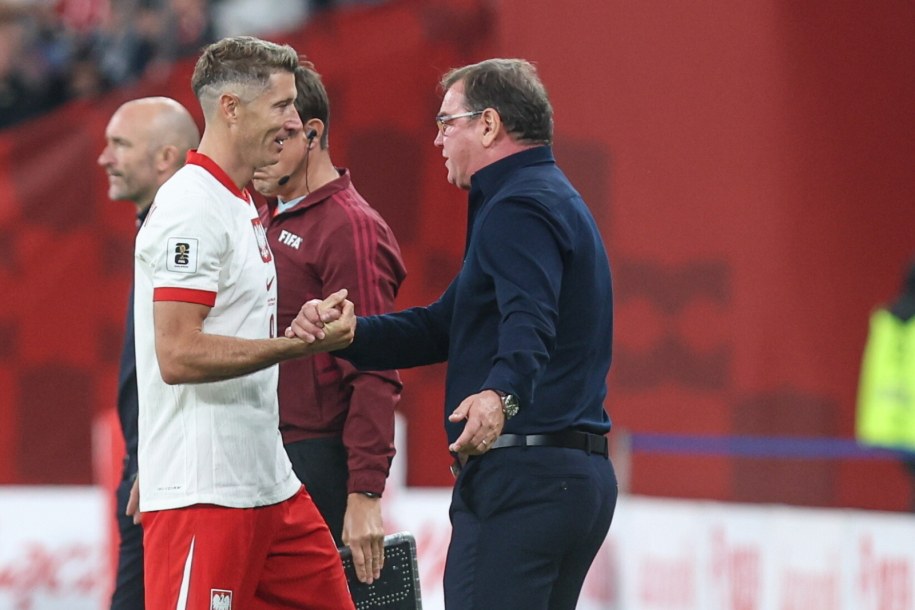 Jan Urban i Robert Lewandowski podczas meczu z Finlandią /Michał Meissner /PAP