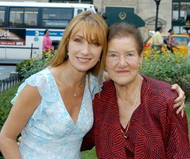 Jane Seymour twierdzi, że ma nadprzyrodzony kontakt ze zmarłą matką