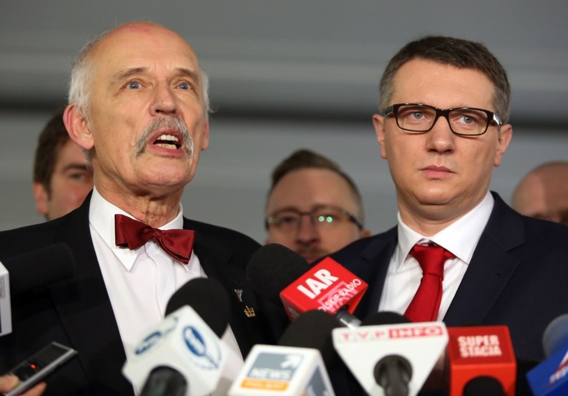Janusz Korwin-Mikke i Przemysław Wipler /Tomasz Gzell /PAP
