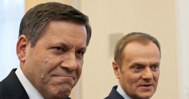 Janusz Piechociński (L) i Donald Tusk /fot. Krystian Maj /Reporter