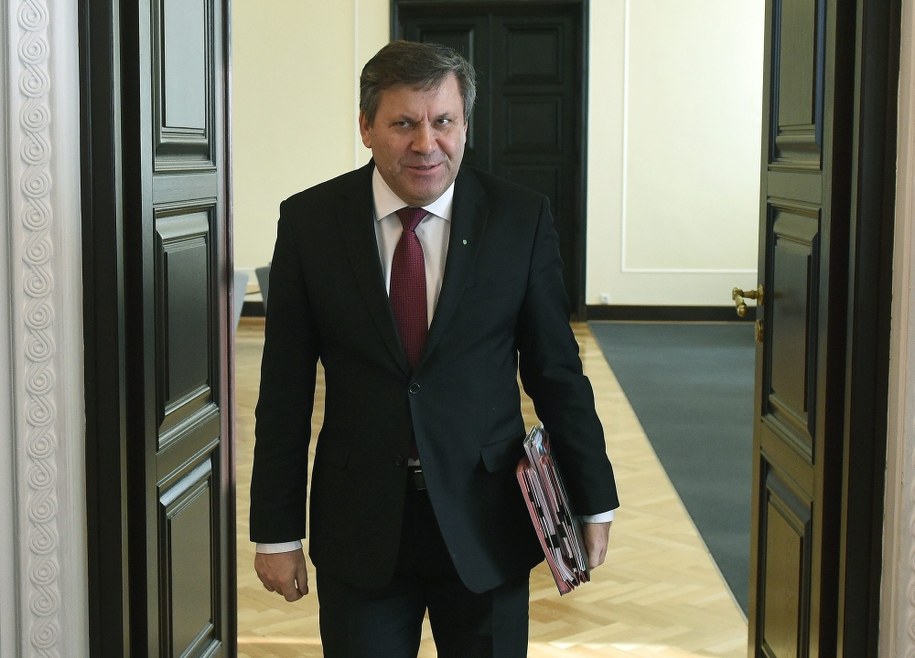 Janusz Piechociński na posiedzeniu rządu /Radek Pietruszka /PAP
