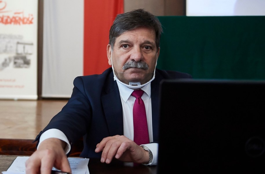 Janusz Śniadek / 	Adam Warżawa    /PAP