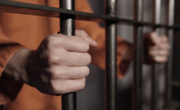 Janusz Waluś, zabójca z RPA zaatakowany nożem w więzieniu