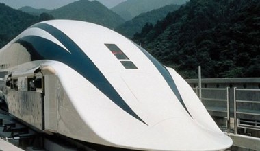 Japończycy budują kolejny superpociąg