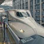 Japonia buduje najszybszy pociąg świata. Ponad 600 km/h na torach