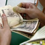 Japonia interweniuje, potężne osłabienie jena