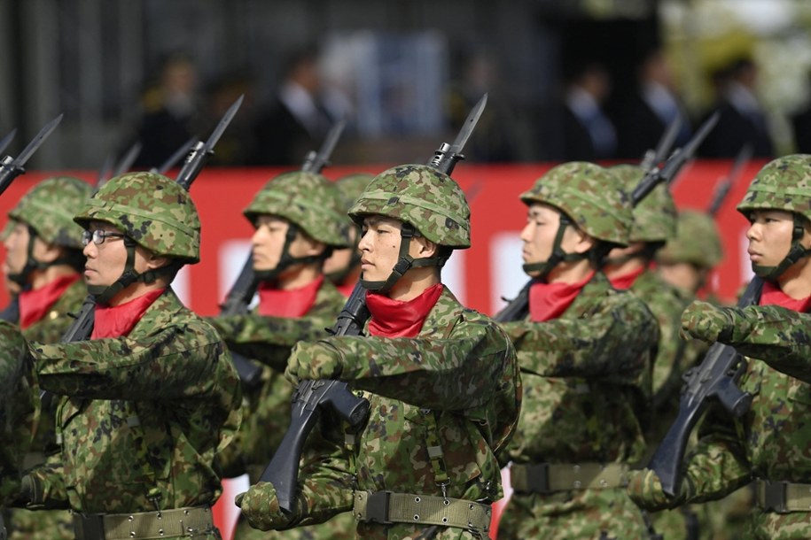 Japonia znosi obowiązujący od dziesięcioleci zakaz eksportu śmiercionośnej broni i sprzętu wojskowego, co oznacza przełom w powojennej, pacyfistycznej polityce kraju /AA/ABACA /PAP/Abaca