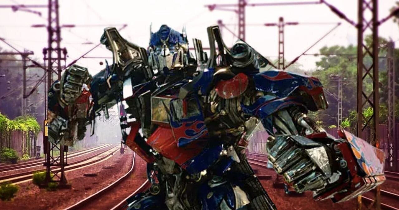 Japońscy inżynierowie stworzyli robota do złudzenia przypominającego walczącego robota z serii o Transformersach /domena publiczna