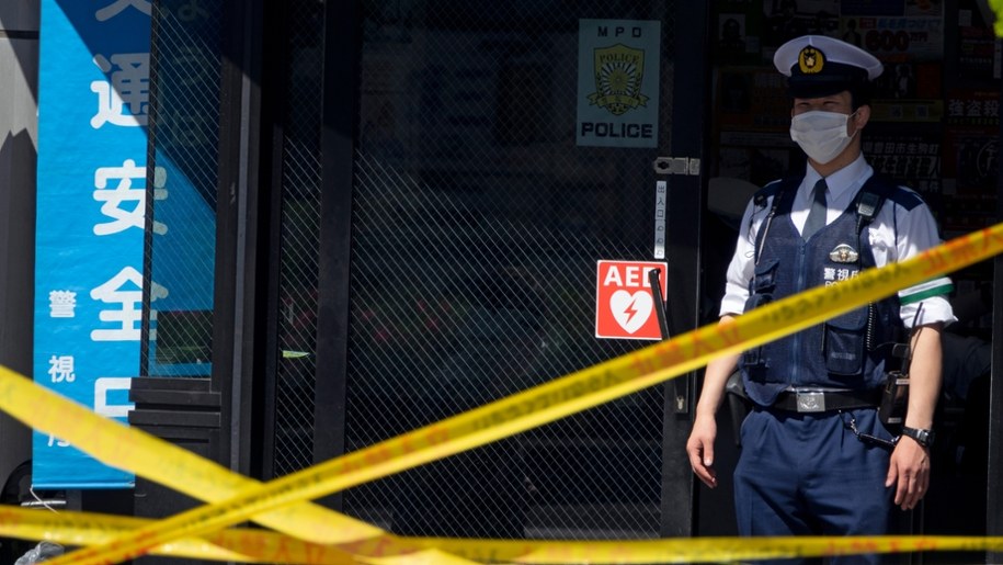 Poderżnął jej gardło na ulicy. Brutalny atak w biały dzień