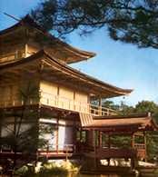 Japońska sztuka, Złoty Pawilon (Kinkaku) w Kioto, XIV w. /Encyklopedia Internautica