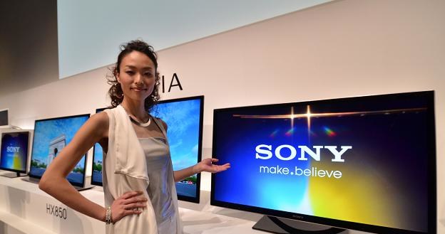 Japoński gigant elektroniki użytkowej Sony Corp. zwolni 10 000 osób. Telewizory nie idą... /AFP