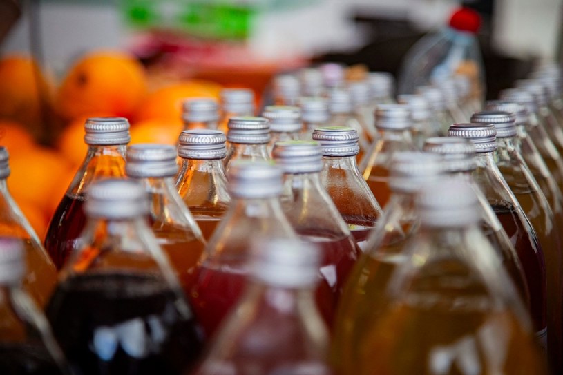 Japoński koncern DyDo Group chce przejąć polskiego producenta soków i wód butelkowanych - firmę Wosana z Andrychowa /THIBAUT DURAND / Hans Lucas / Hans Lucas via AFP /