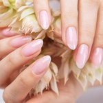 Japoński manicure. Sekret naturalnego połysku bez lakieru