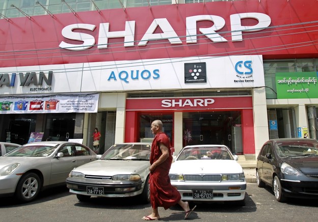 Sharp chce sprzedać fabrykę w Polsce?
