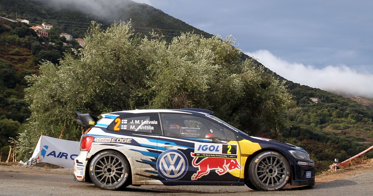 Jari-Matti Latvala w swoim Volkswagenie Polo R /AFP