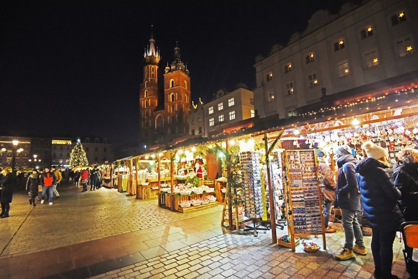 Jarmark świąteczny w Krakowie rozpocznie się 25 listopada. /123RF/PICSEL