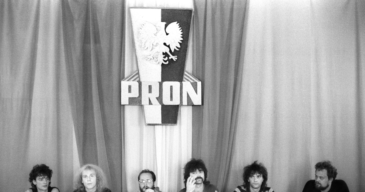 Jarocin 1986 - konferencja prasowa zespołu "KAT" /Krzysztof Wójcik /Agencja FORUM