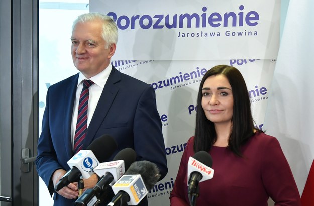 Jarosław Gowin i Magdalena Sroka / 	Adam Warżawa    /PAP