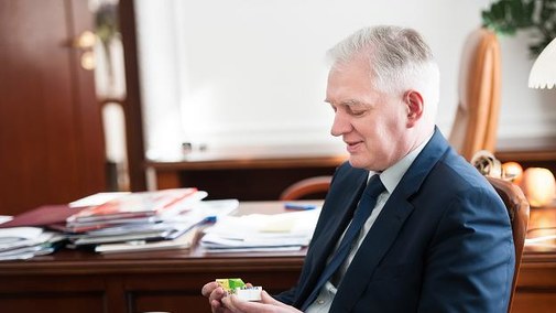 Jarosław Gowin: Konsolidacja szkół wyższych i kompromis z obniżką wieku emerytalnego