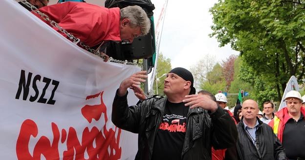 Jarosław Grzesik, szef górniczej Solidarnosci (C). Fot. Dominik Gajda /Reporter