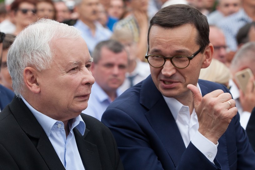 Jarosław Kaczyński i Mateusz Morawiecki /Stefan Maszewski /Reporter