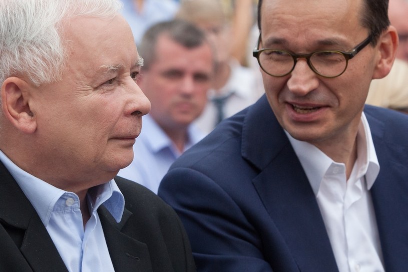 Jarosław Kaczyński i Mateusz Morawiecki /Stefan Maszewski /Reporter