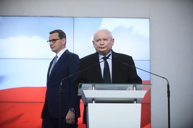 Jarosław Kaczyński i Mateusz Morawiecki / 	Marcin Obara  /PAP