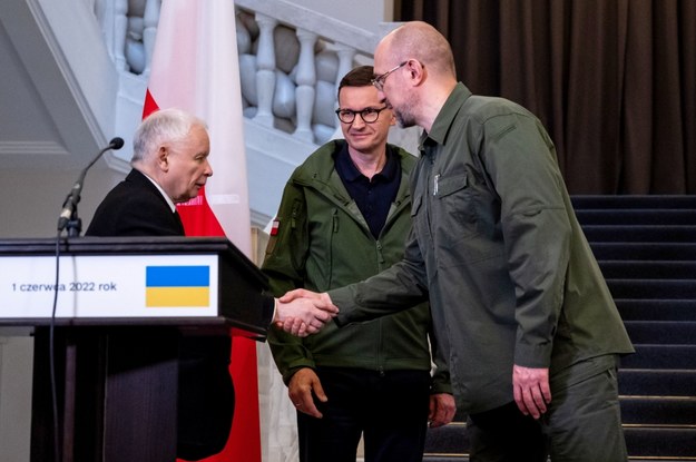 Jarosław Kaczyński, Mateusz Morawiecki i Denys Szmyhal /Viacheslav Ratynskyi /PAP