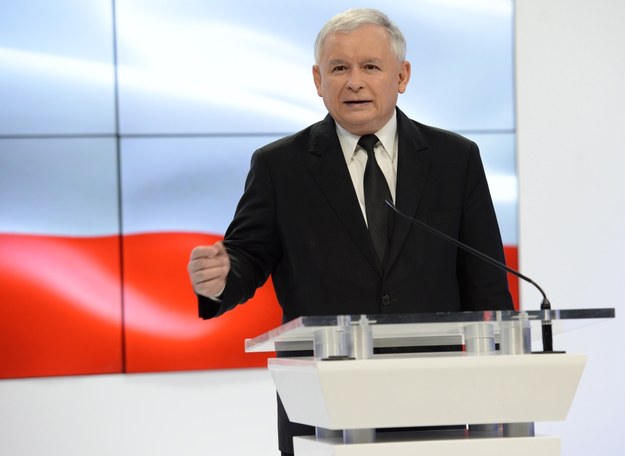 Jarosław Kaczyński na konferencji prasowej /Jacek Turczyk /PAP