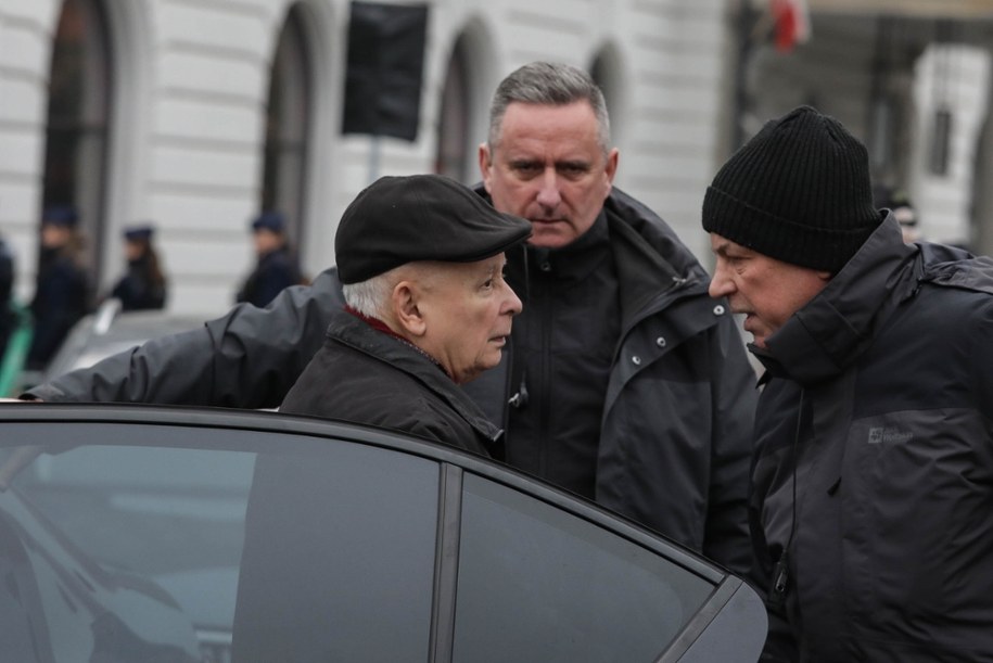 Jarosław Kaczyński na miesięcznicy smoleńskiej /Tomasz Gzell    /PAP