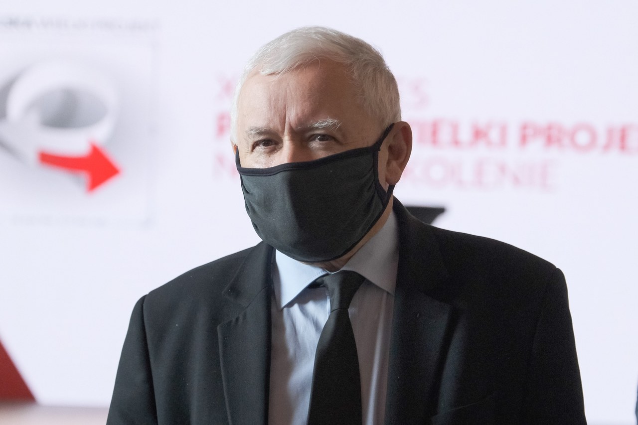 Jarosław Kaczyński o pandemii: Nastawiamy się na najczarniejszy scenariusz