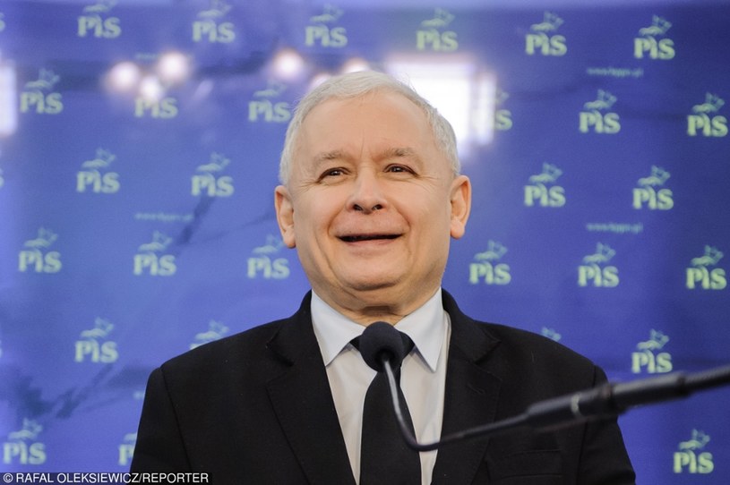 Jarosław Kaczyński planuje rekonstrukcję rządy premier Beaty Szydło /Rafał Oleksiewicz /Reporter