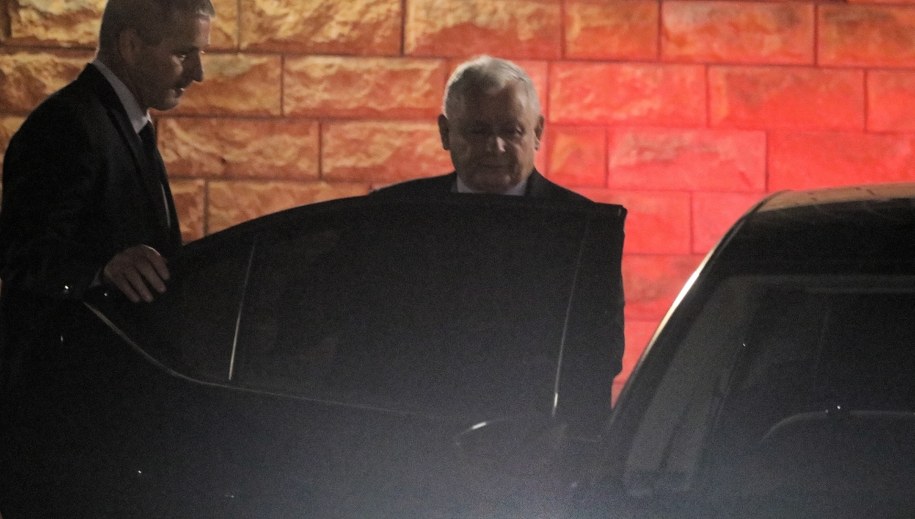 Jarosław Kaczyński po spotkaniu ze Zbigniewem Ziobrą /Paweł Supernak /PAP