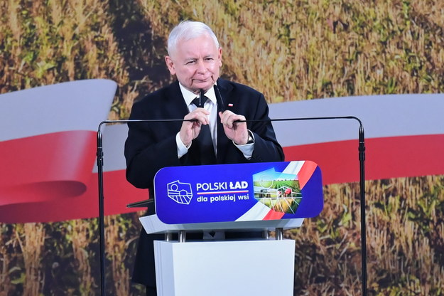 Jarosław Kaczyński podczas wyjazdowego posiedzenia klubu parlamentarnego Prawa i Sprawiedliwości /Piotr Polak /PAP