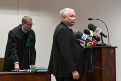 Jarosław Kaczyński twarzą w twarz z Lechem Wałęsą 