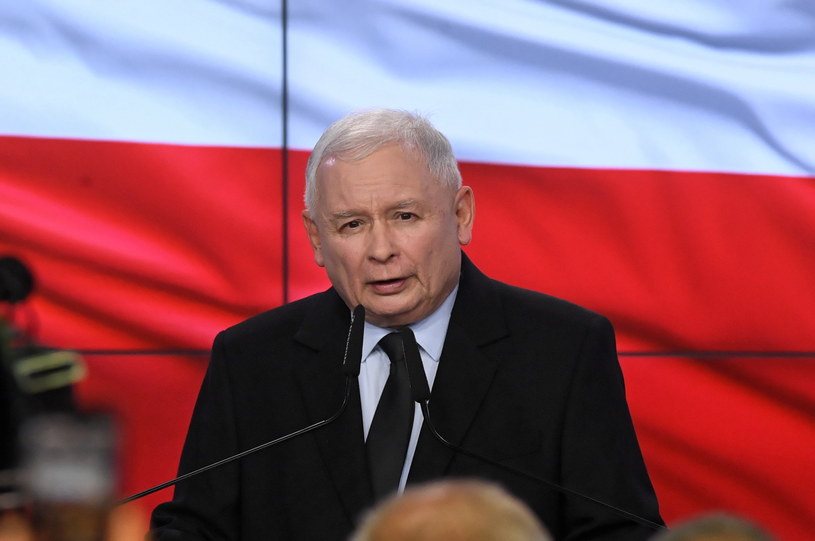 Jarosław Kaczyński w sztabie PiS / 	Radek Pietruszka   /PAP