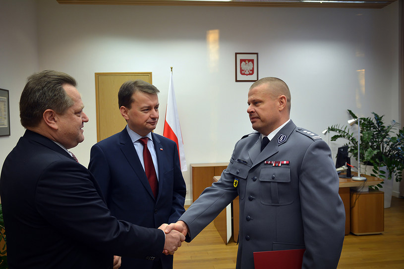 Jarosław Zieliński i Mariusz Błaszczak z Komendantem Głównym Policji /MSWiA /Agencja FORUM