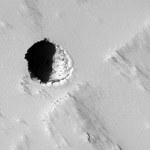 Jaskinie lawowe na Księżycu i Marsie nawet 1000 razy większe od ziemskich
