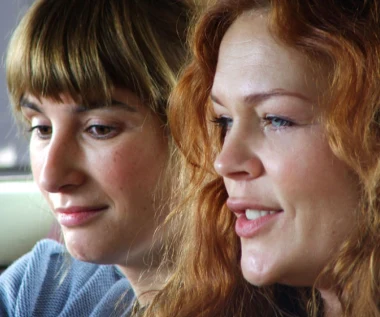 "Jasne błękitne okna": O uczuciach i chorobie