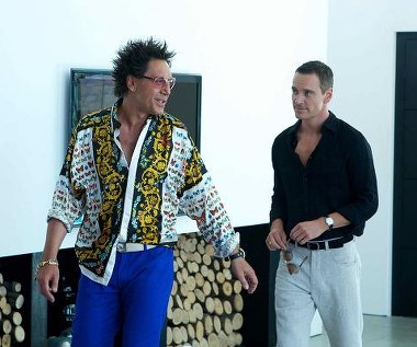 Javier Bardem i Michael Fassbender w scenie z filmu "Adwokat"