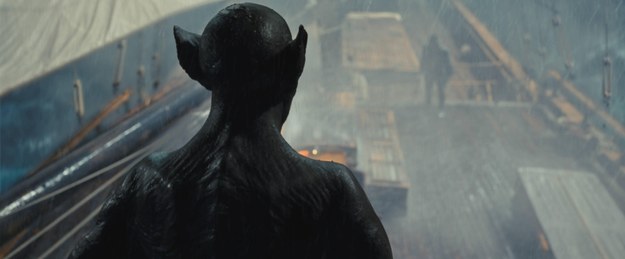 Javier Botet jako Nosferatu w "Ostatniej podróży Demeter" /	Universal Pictures/Amblin Entertainment / Avalon /PAP/AVALON