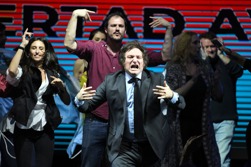 Javier Milei popiera m.in. nieograniczony dostęp do broni /Amilcar Orfali / Stringer /Getty Images