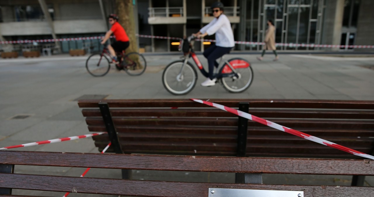 Jazda na rowerze może być niebezpieczna /AFP