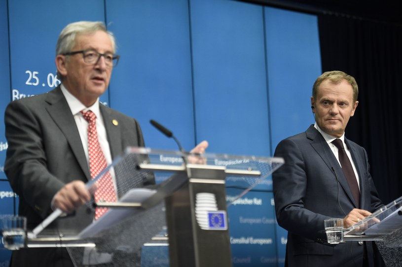 Jean-Claude Juncker i Donald Tusk /MARTIN BUREAU /AFP