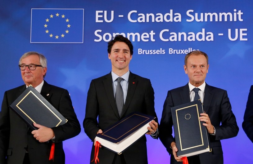 Jean-Claude Juncker, Justin Trudeau, Donald Tusk. Podpisanie umowy CETA /AFP