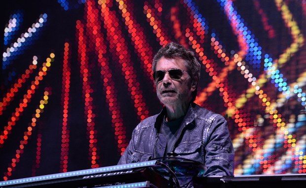 Jean-Michel Jarre: Trzeba organizować płatne koncerty w internecie