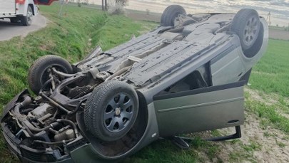 Jechał Audi i wypadł z drogi. Nic dziwnego, skoro miał 5,7 promila